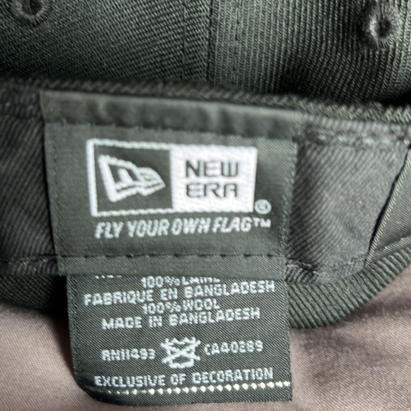 New Era 59FIFTY Carolina Panthers Hat - Picture 6 of 8